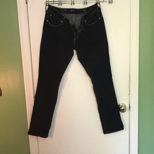 Levi’s Modern Rise Bold Curve Jeans
